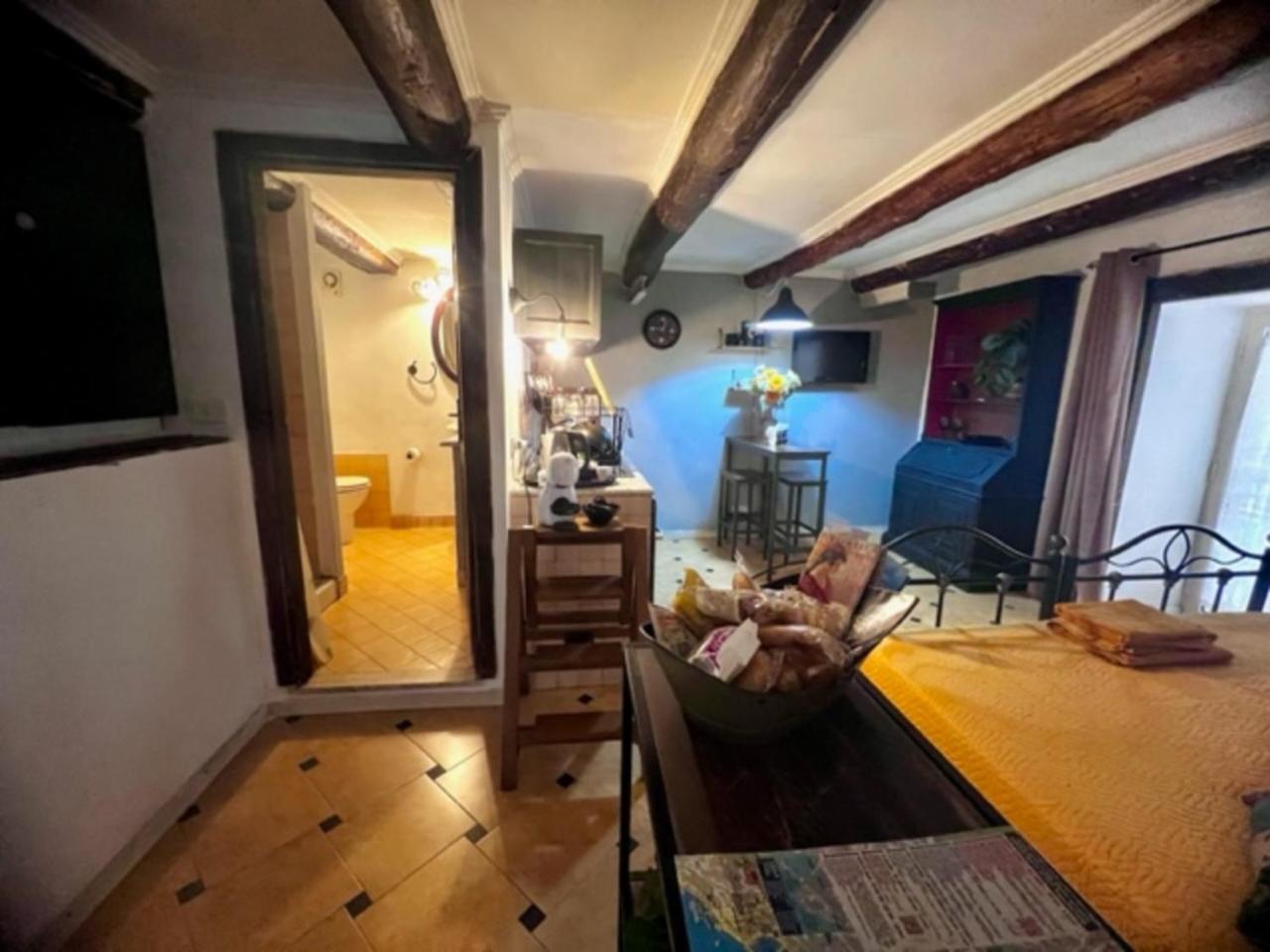 La Casetta Segreta Apartment *